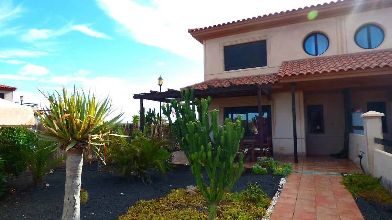 Villa Marta Lajares